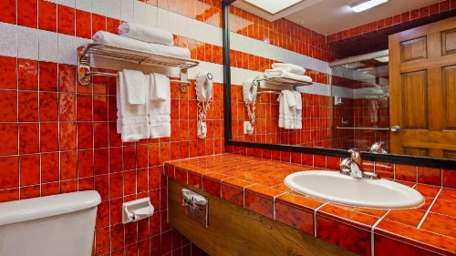 Best Western Pine Tree Motel image 19