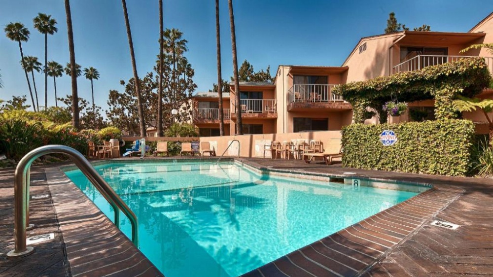 Best Western Pine Tree Motel Image 40